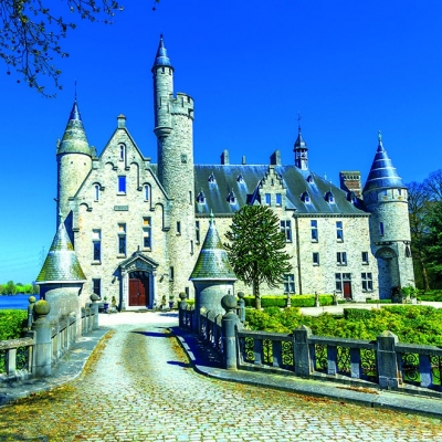 Calendar cu imagini Castle, 31.5 x 48 cm, 12 file, 2026